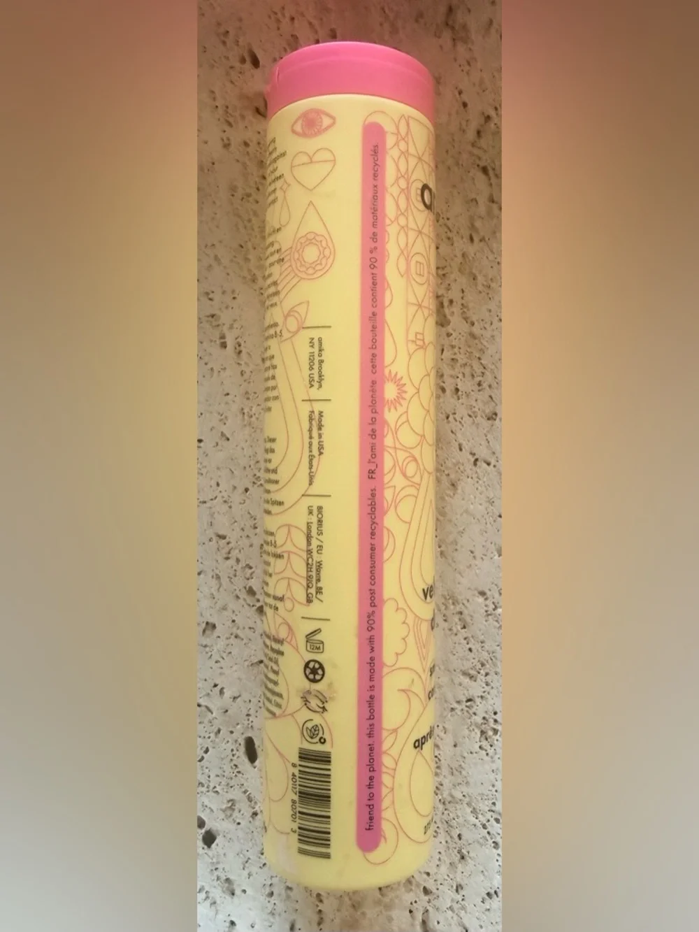Amika Velveteen Dream Smoothing Conditioner 9.2 oz New Salon Haircare